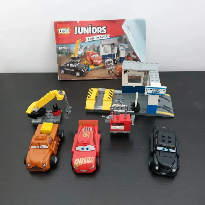 Lego 10743 Le garage de smokey - photo numéro 2