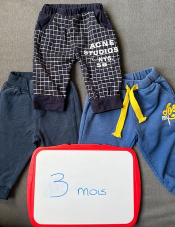 Lot de 3 joggings taille 3 mois