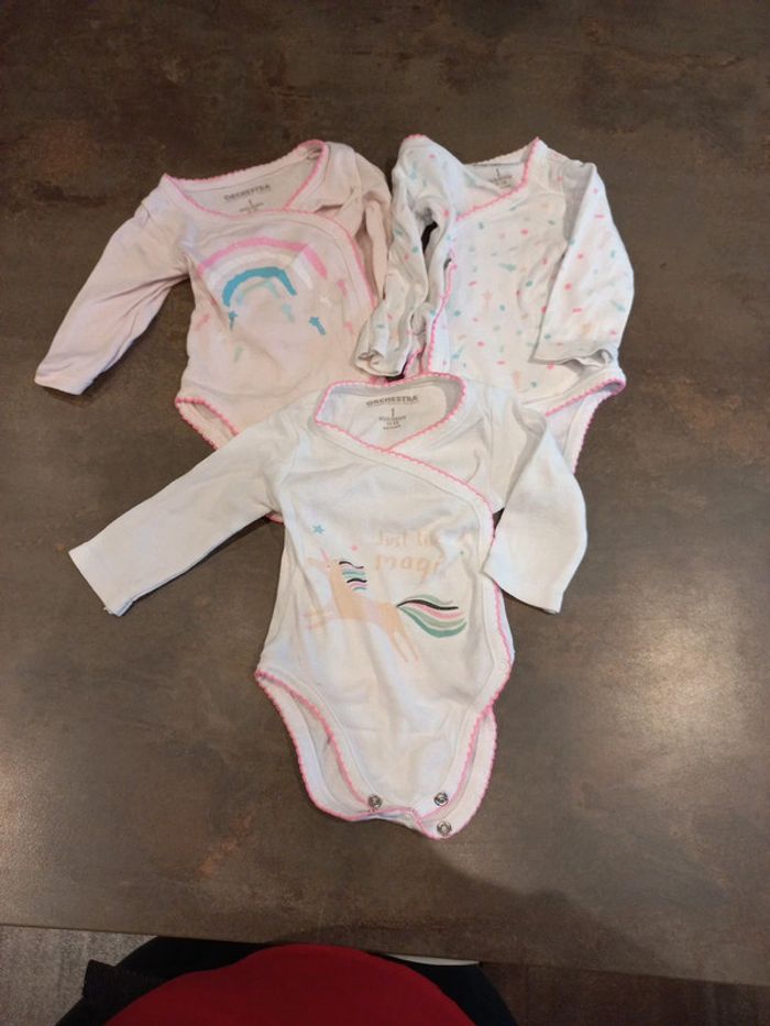 Lot bodys orchestra 1 mois 54 cm