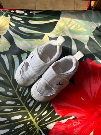 Chaussures de baby gym
