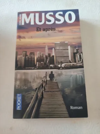 livre Et après de Guillaume Musso en tres bon etat ref EC