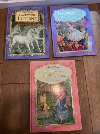 3 livres les mondes enchantés