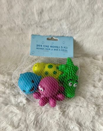 Lot 4 jouets pour le bain