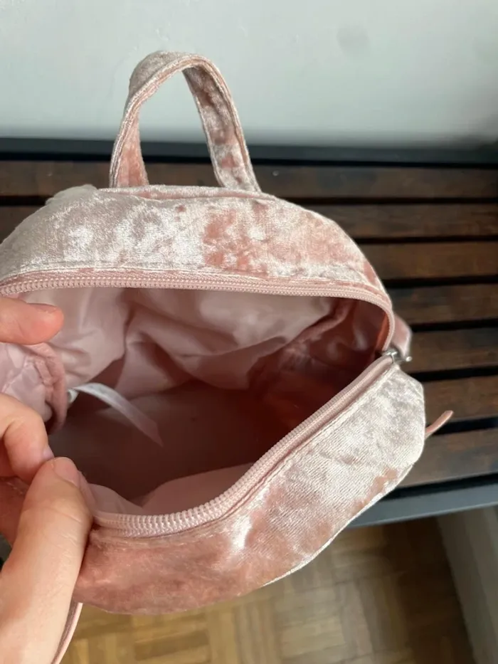 Petit sac à dos en velours rose avec Papillon rose gold - photo numéro 5