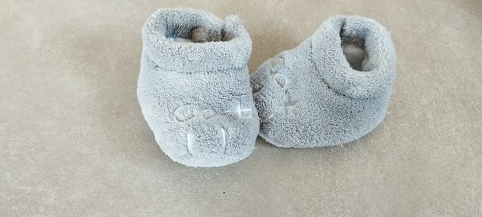 Chaussons bébé gris cat 0/6 mois