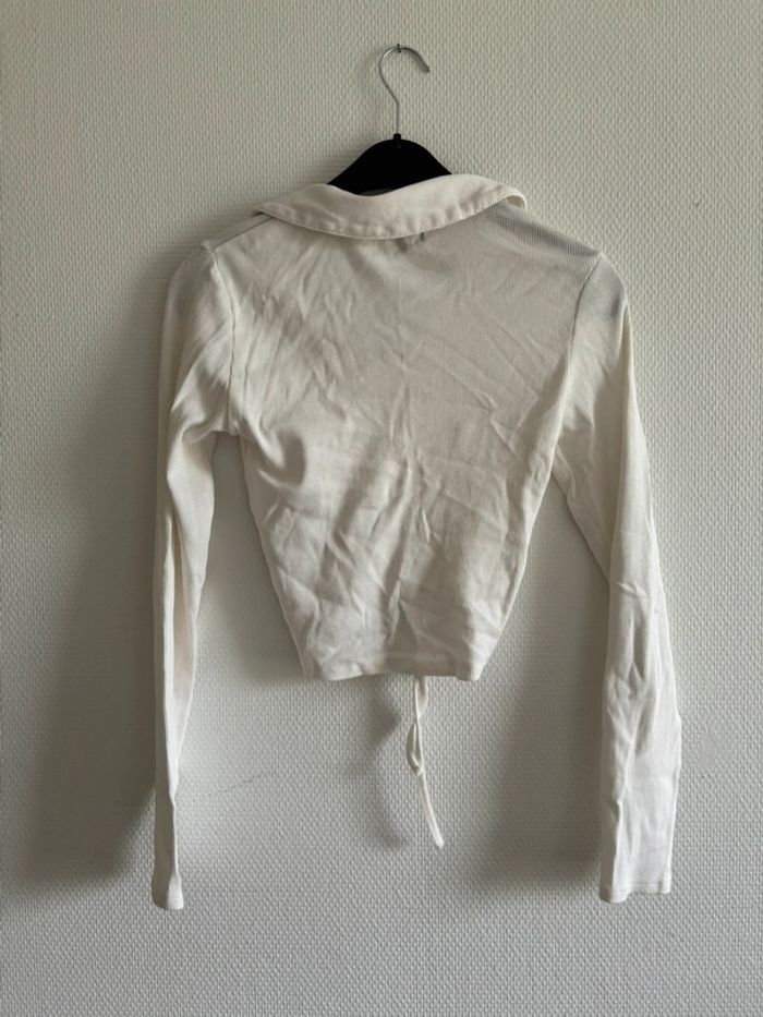 Blouse blanche avec cordon - photo numéro 3