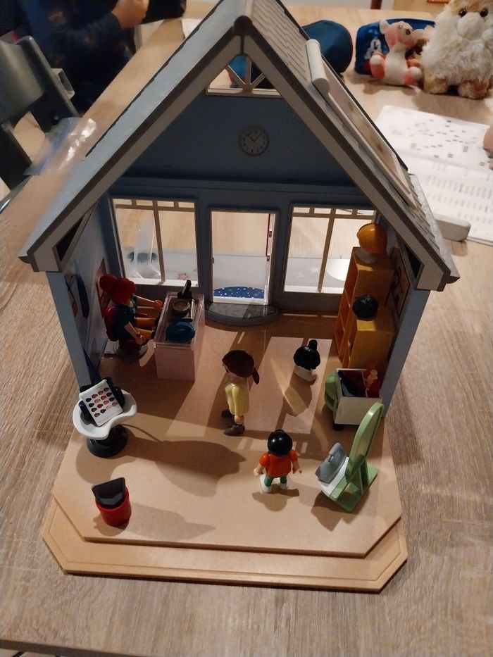 Playmobil city life coiffeur - photo numéro 4