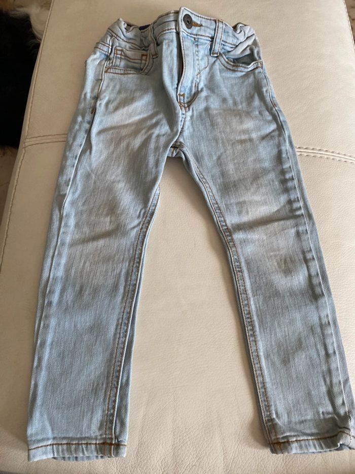 Jeans Zara 104 cm 4 ans