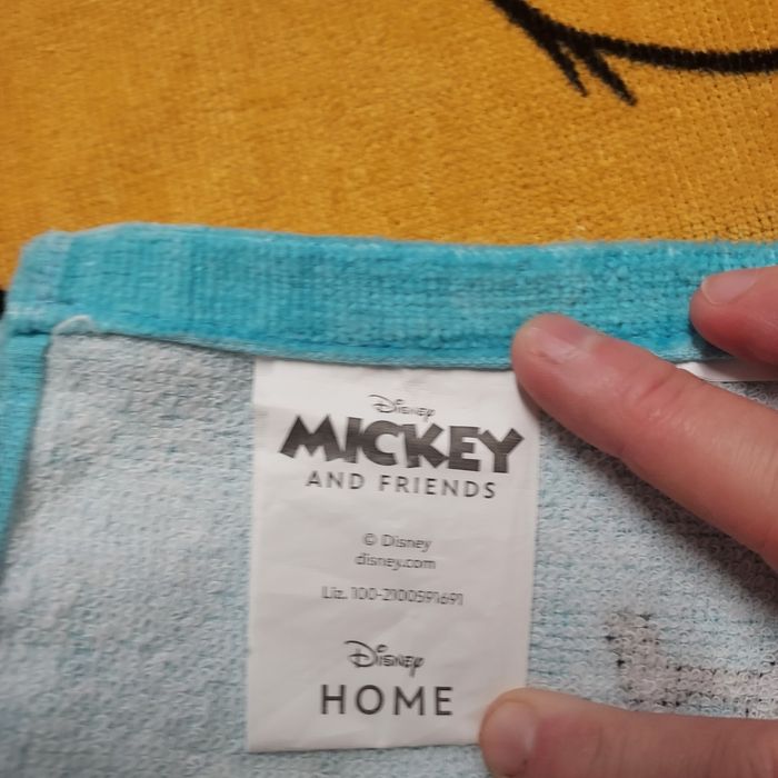 Serviette de plage Mickey and friends - photo numéro 3