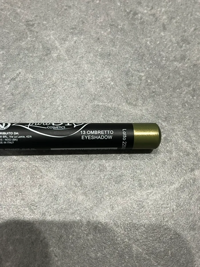 Crayon ombre à paupières - photo numéro 2