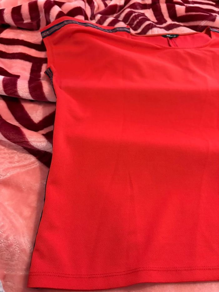 Tee-shirts rouge - photo numéro 2