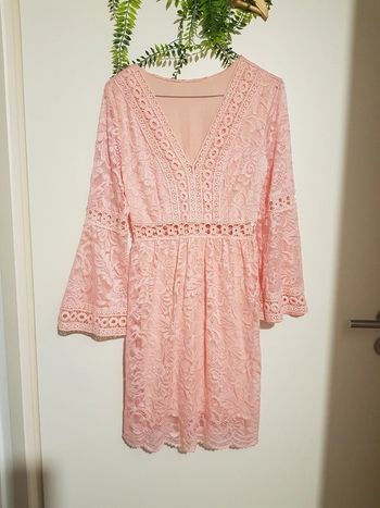 Robe dentelle rose