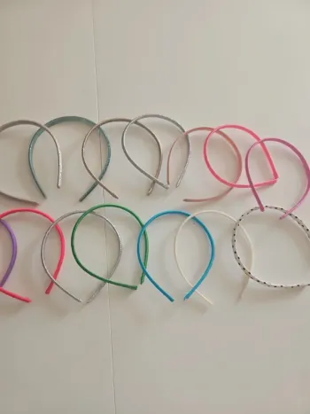 Lot de 14 serre-têtes