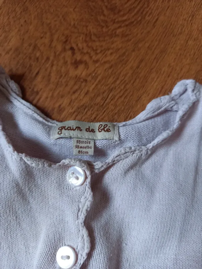 Lot gilets 18 mois - photo numéro 7