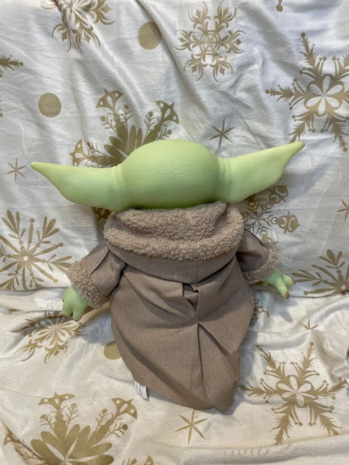 Peluche mattel disney Star Wars Baby Yoda the child Mandalorian - photo numéro 6