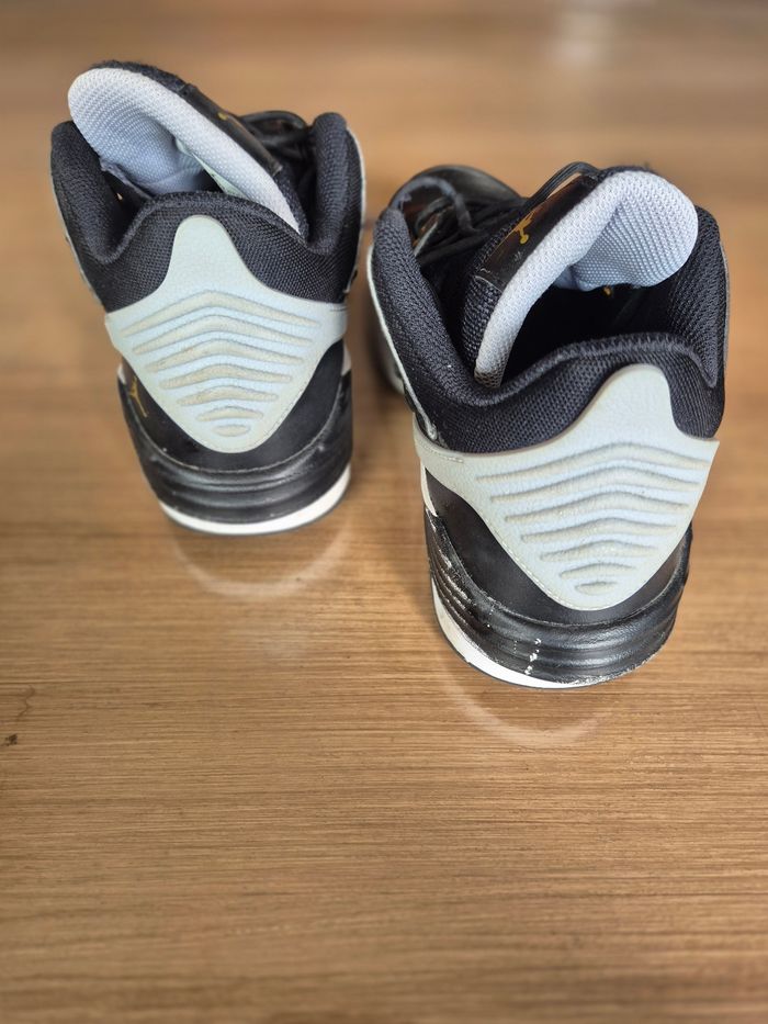 Jordan  pointure 38 - photo numéro 3