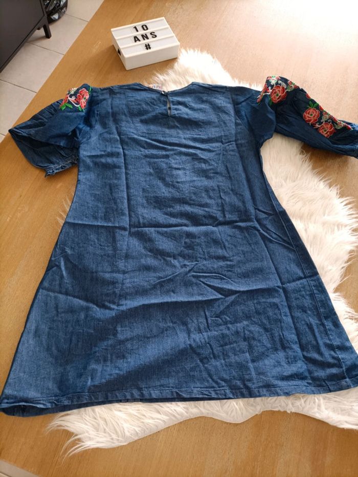 Robe en jean 10ans - photo numéro 2