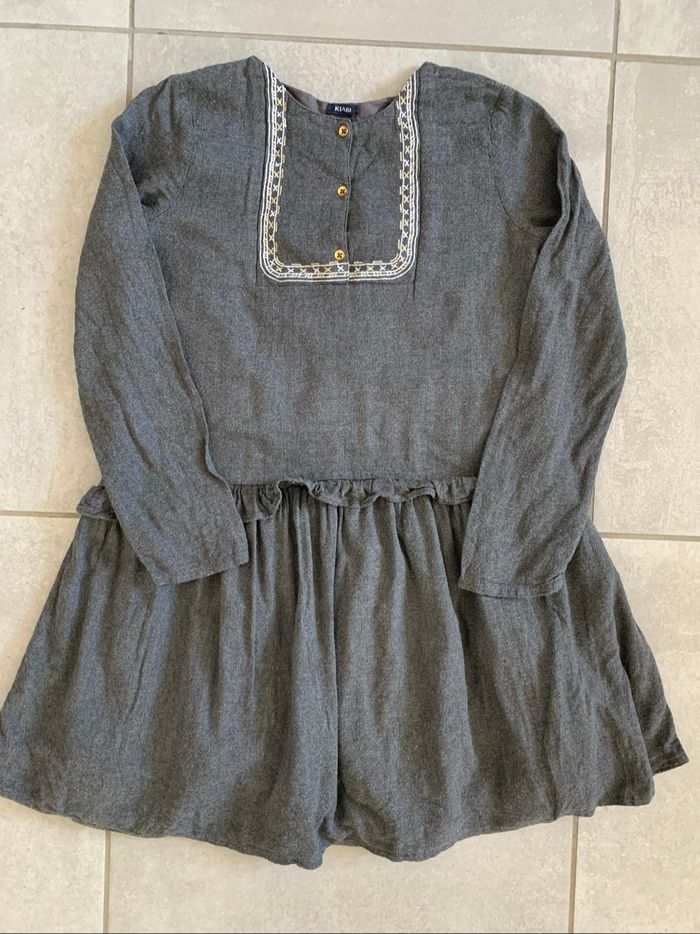 Jolie robe grise d’hiver Kiabi taille 12 ans