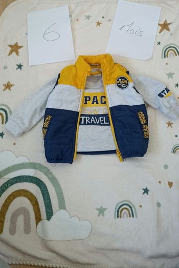 Ensemble sweat avec veste sans manches