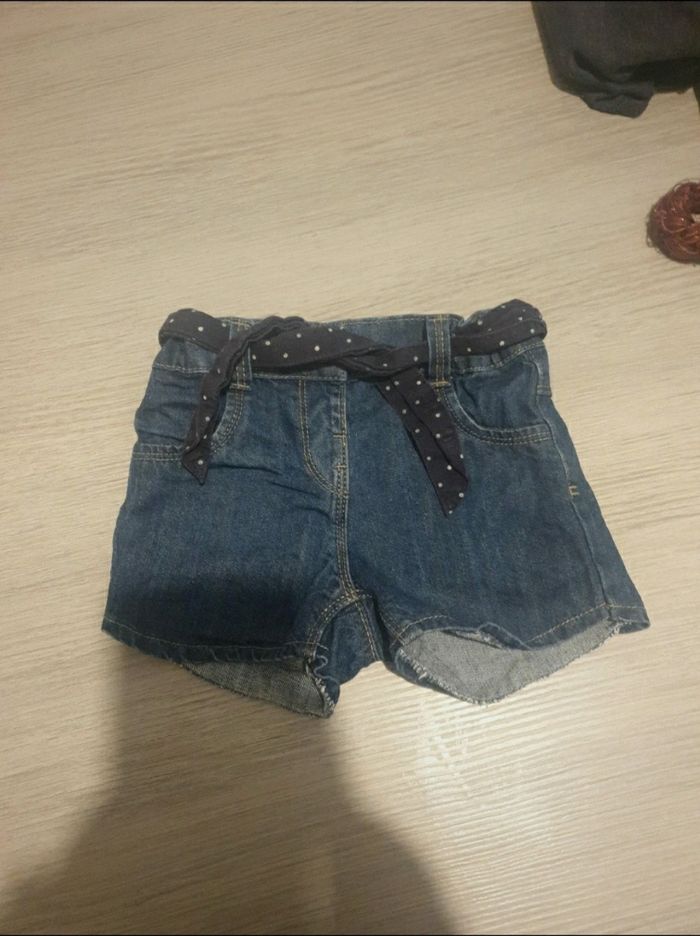 Short en jean 2 ans