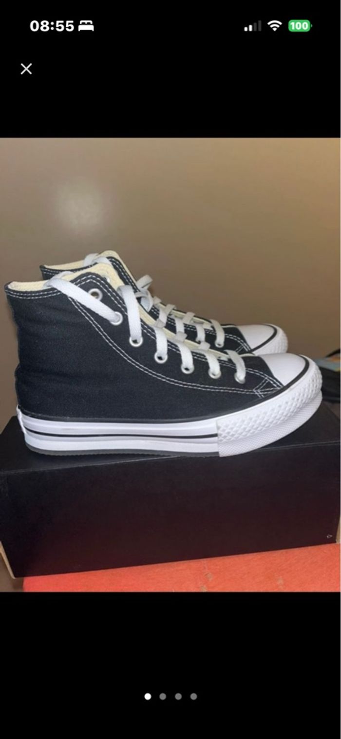 Converse - photo numéro 4