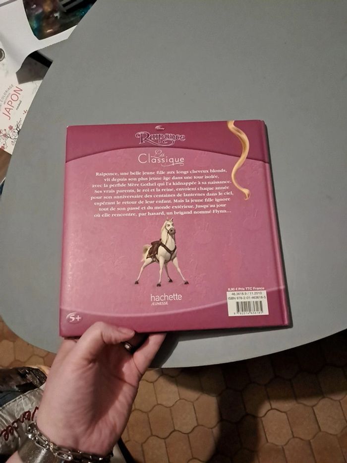 Livre disney princesse Raiponce - photo numéro 2