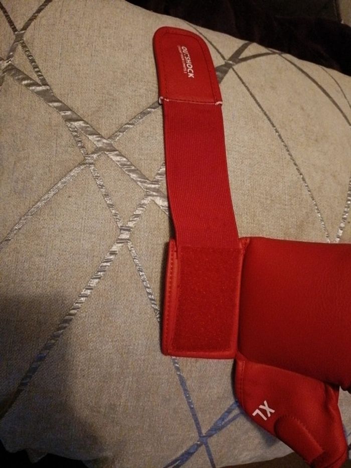 Gants de boxe outshock Decathlon rouge taille XL comme neuf - photo numéro 9
