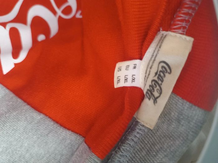 Sweat coca cola taille L/XL - photo numéro 3