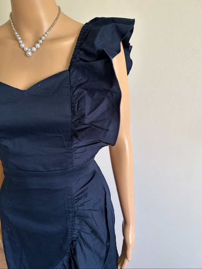 Robe bleue marine neuve sans manches Naf Naf taille 36 (valeur 70€) - photo numéro 4