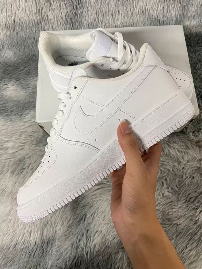 Nike Air Force 1 Low '07 Blanc 42 - photo numéro 5