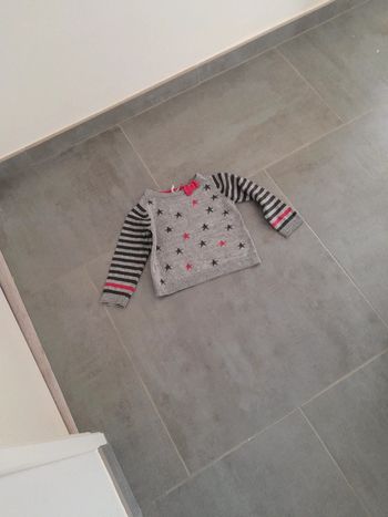 Pull etoile 3 ans