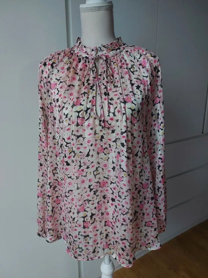 Blouse en voile légèrement satinée - photo numéro 2