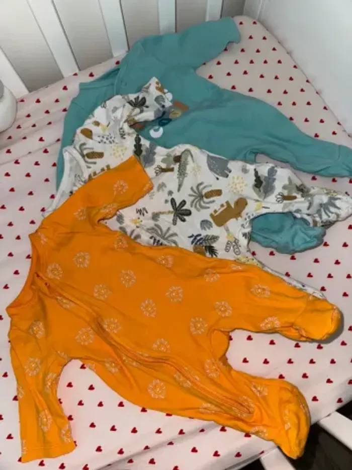 Pyjama aux belles couleurs x3 - photo numéro 2