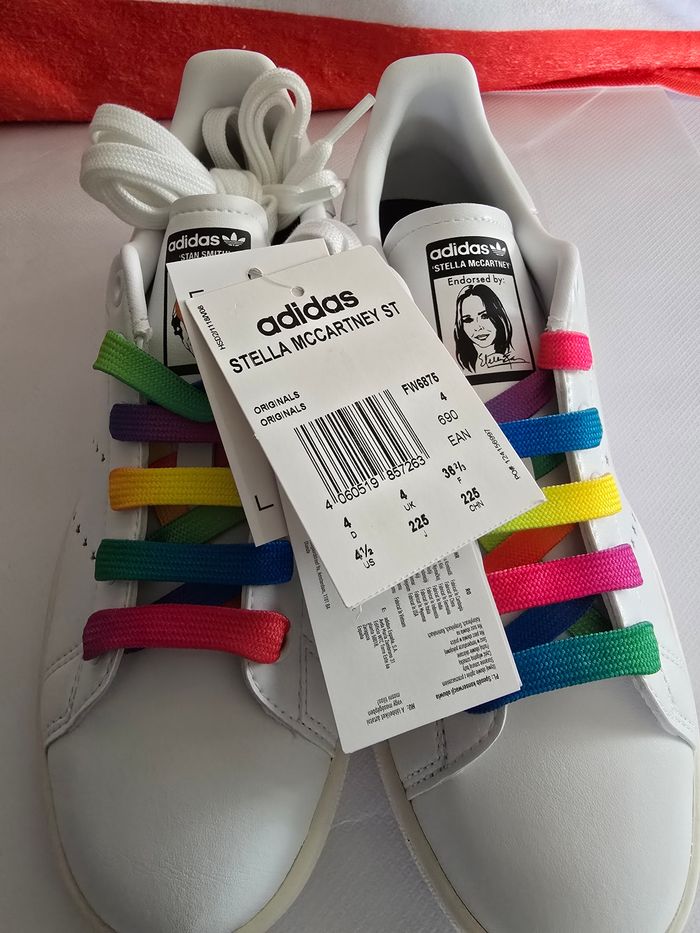 Basket Adidas x Stella McCartney original Taille 36.5 - photo numéro 2