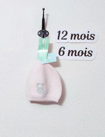 Bonnet Obaïbi bébé fille taille 6/12 mois neuf avec étiquette
