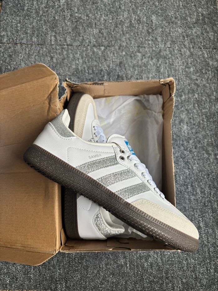 adidas Samba pailleté Argent silver taille 39 - photo numéro 3