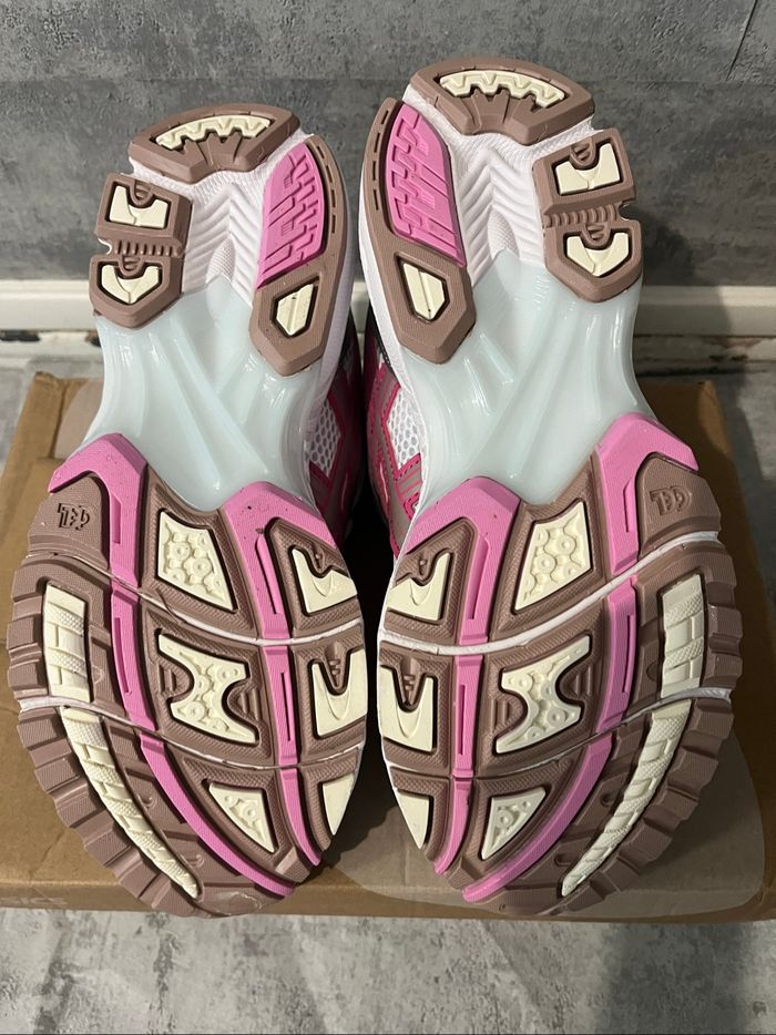 ASICS Kayano 14  blanc/Fauve – NEUF – Pointure 43.5 – Homme/Femme - photo numéro 7