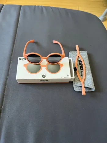 Lunette de soleil - Izipizi