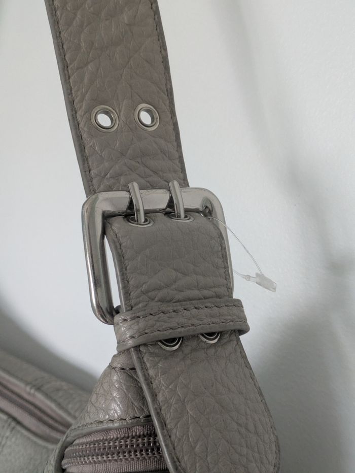 Sac à main porté épaule style Y2K - photo numéro 5