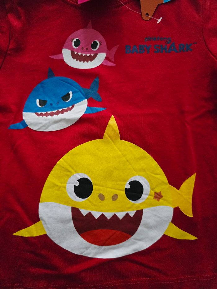 T-shirt baby shark 2ans - photo numéro 3