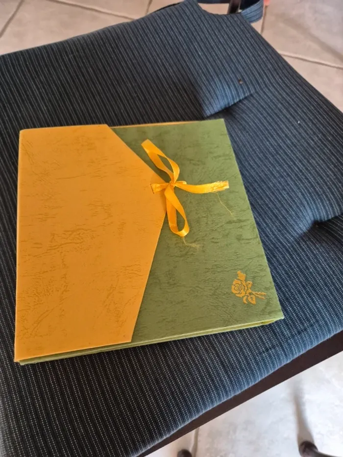 Magnifique parure vintage strass - photo numéro 8