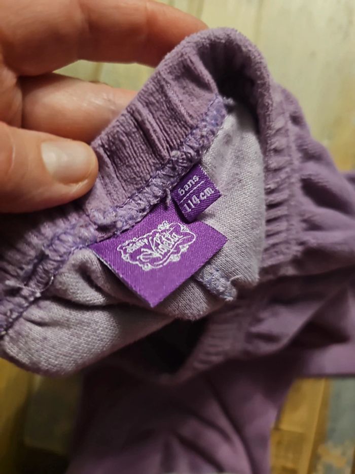 Pyjamas fille 2 pièces velours taille 6 ans violetta disney - photo numéro 8