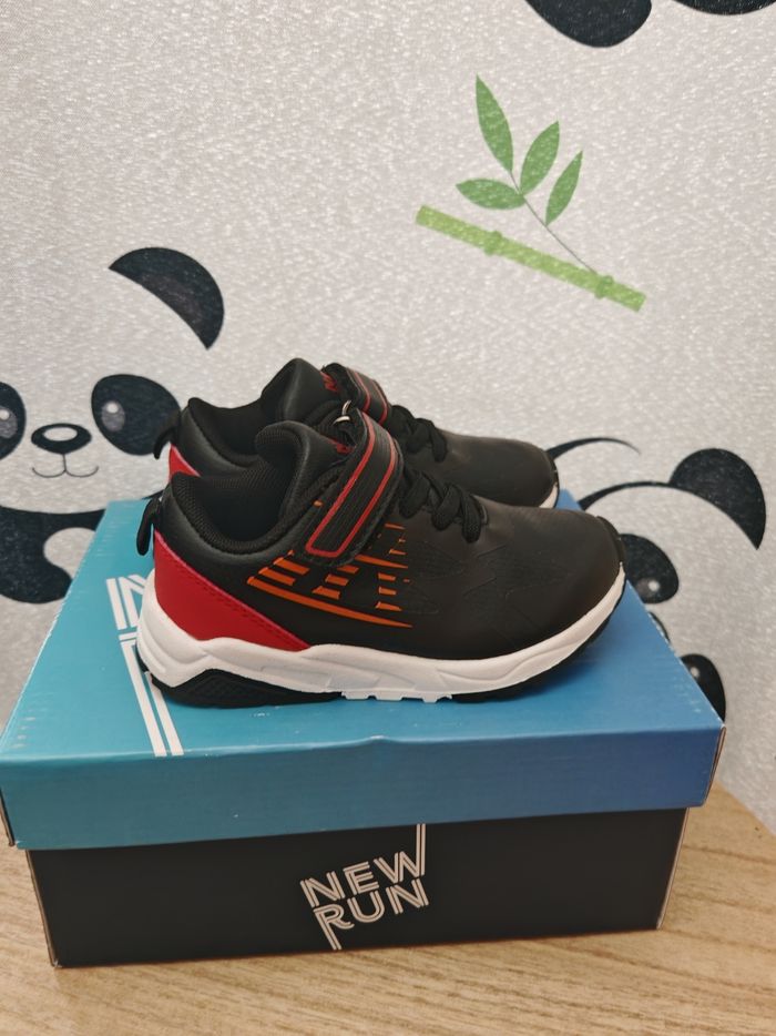 Chaussure garçon pointure 24
