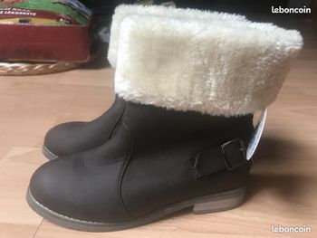 Bottines neuves taille 34