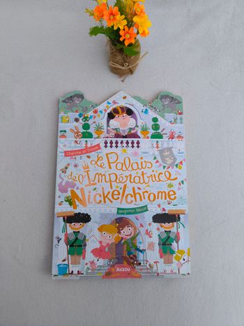 Livre Le palais de l'impératrice Nickelchrome Auzou