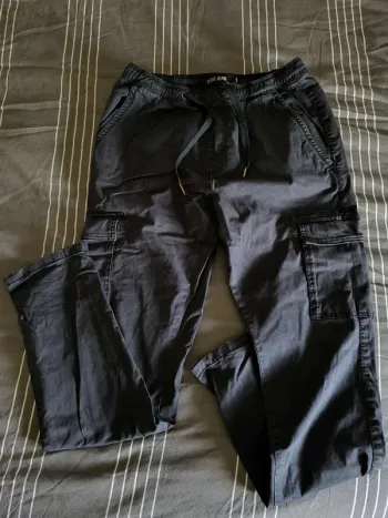 Pantalon cargo
