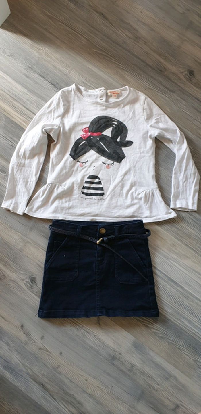 Ensemble jupe et tee-shirt