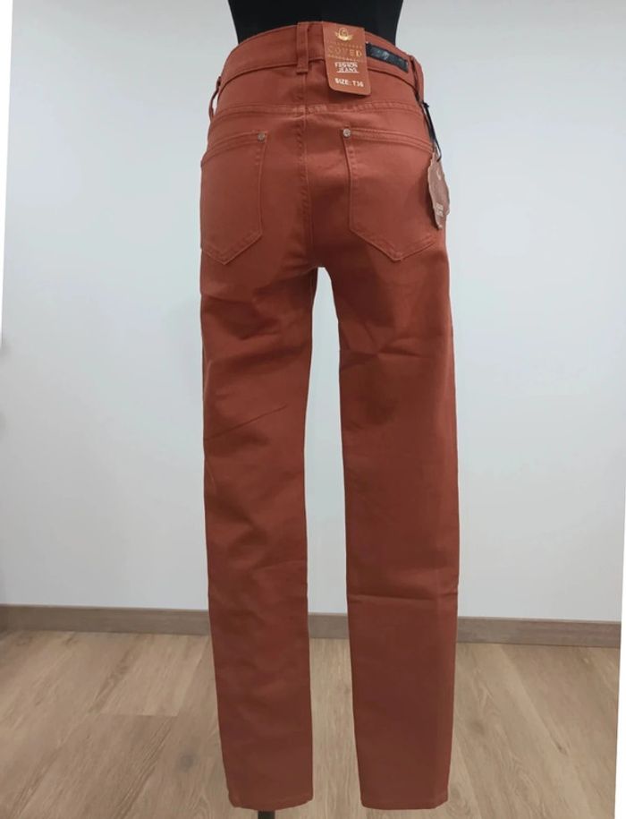 Jean neuf taille 36 - photo numéro 4