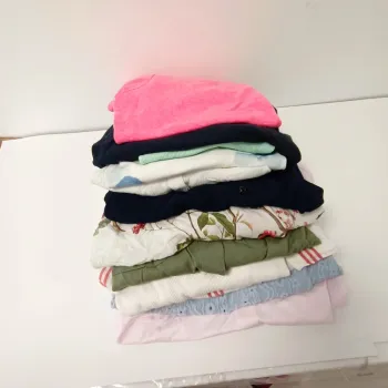 12 tops taille S Chemise Tshirt top Très bon état  LOT014