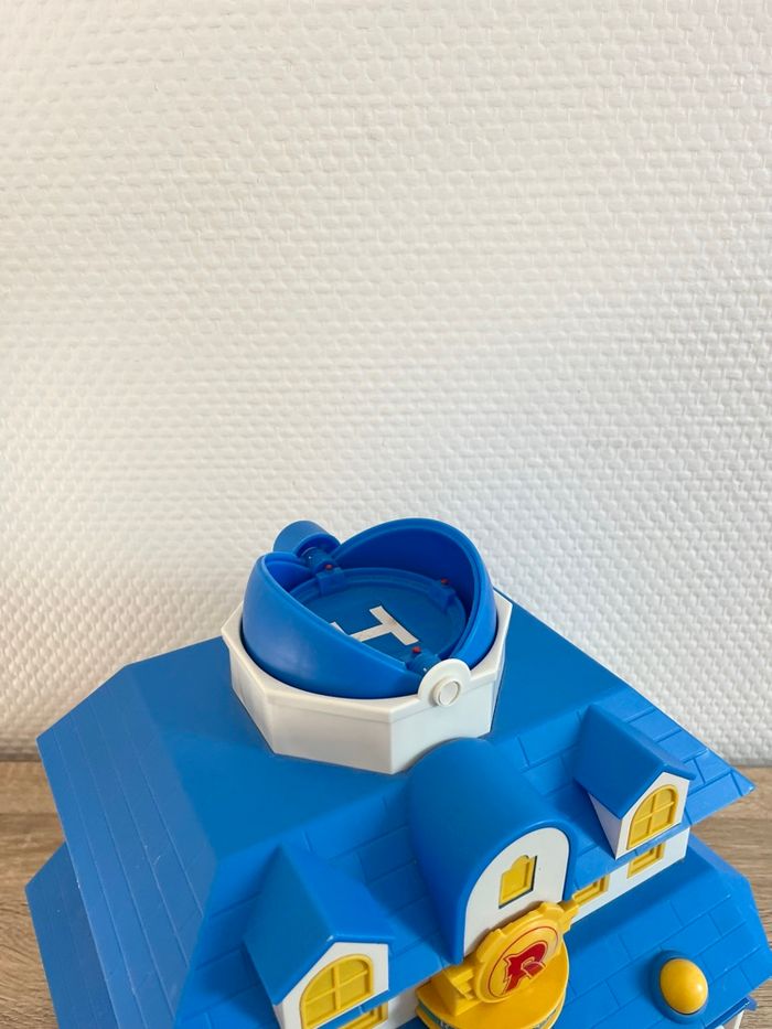 Quartier général Robocar Poli 🌸 - photo numéro 3